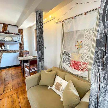 Cozy Nest In *
